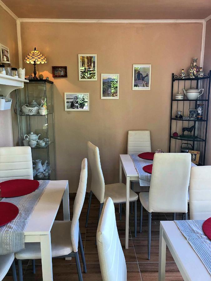 Couette-café Borostyan *